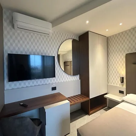 Maison d'hôtes Deco Artrooms 4*